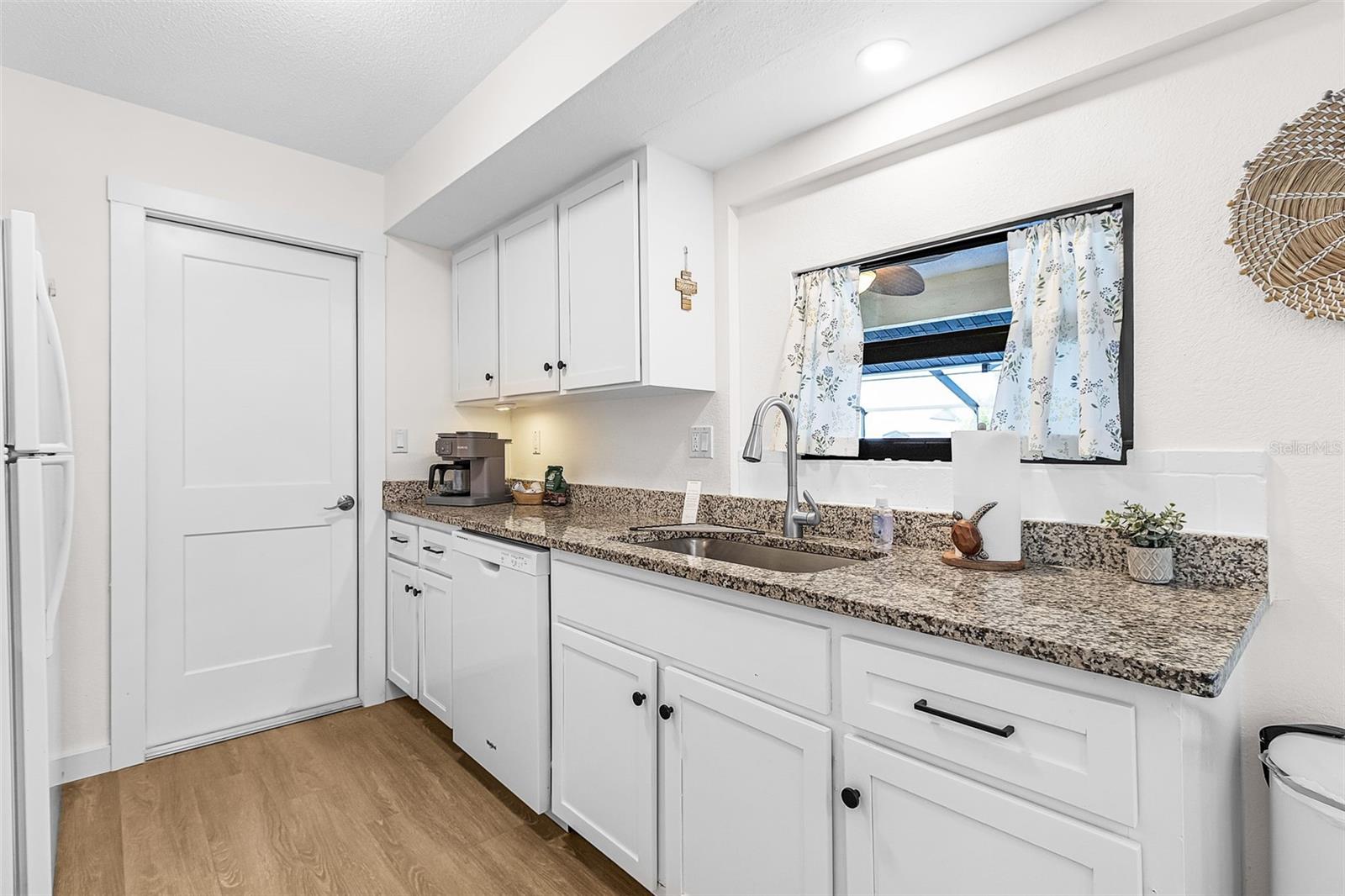 512 DONORA ST, PORT CHARLOTTE, FL, 33948