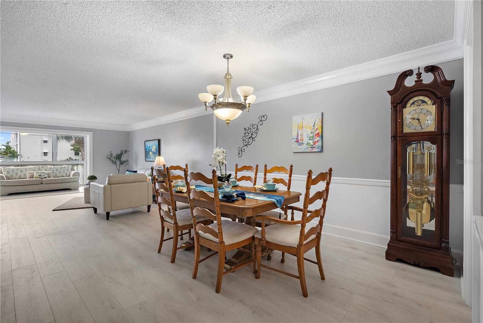 Beautiful, neutral colors