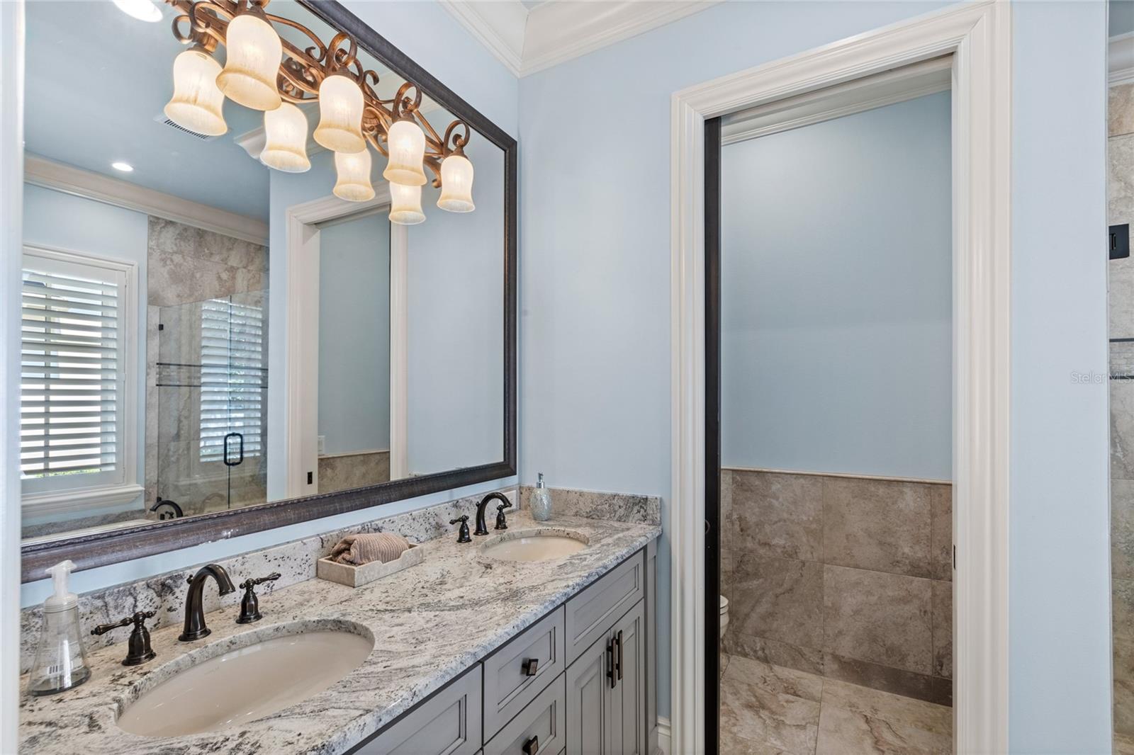 O6344365 Property Photo