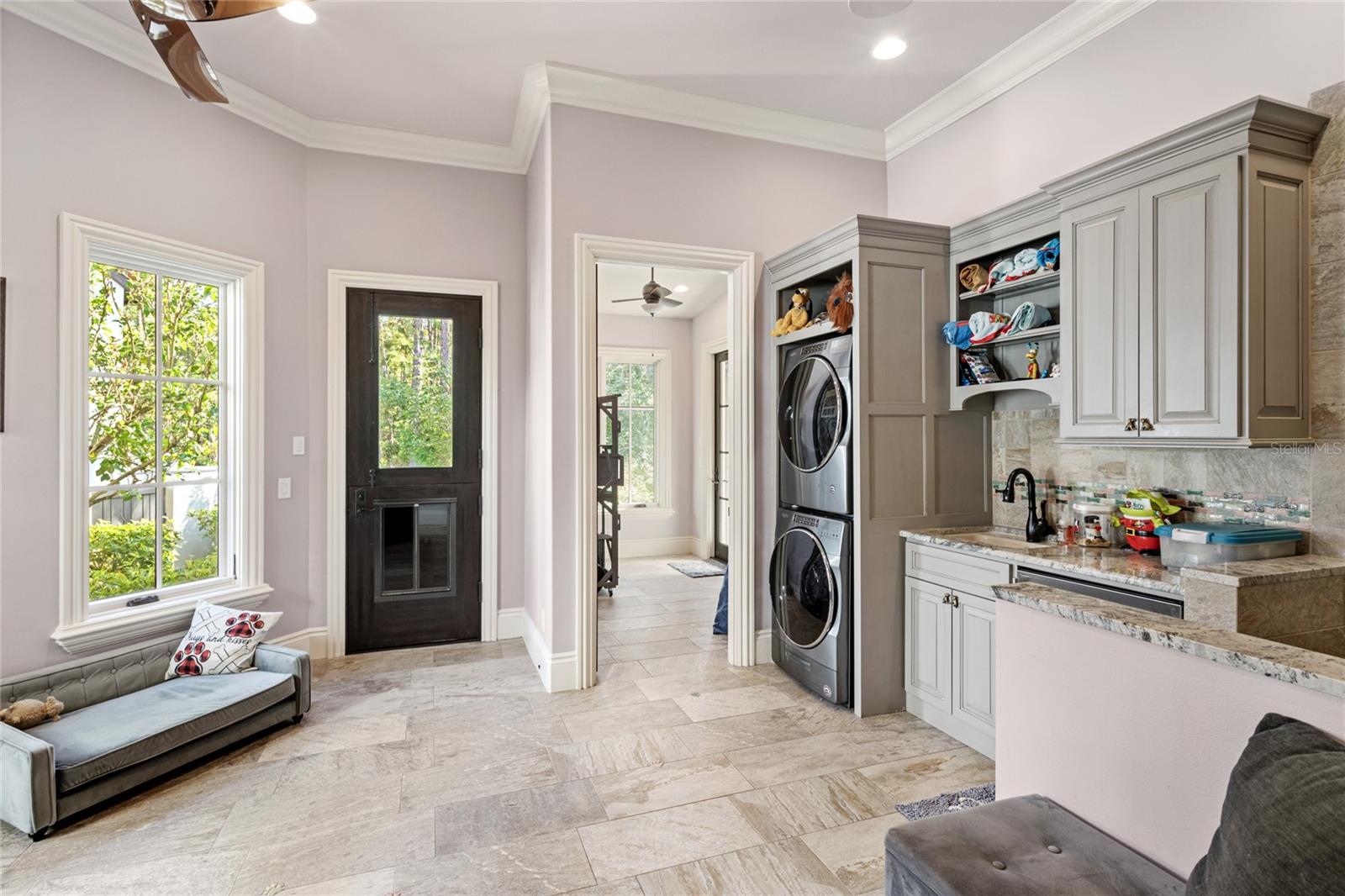 O6344365 Property Photo