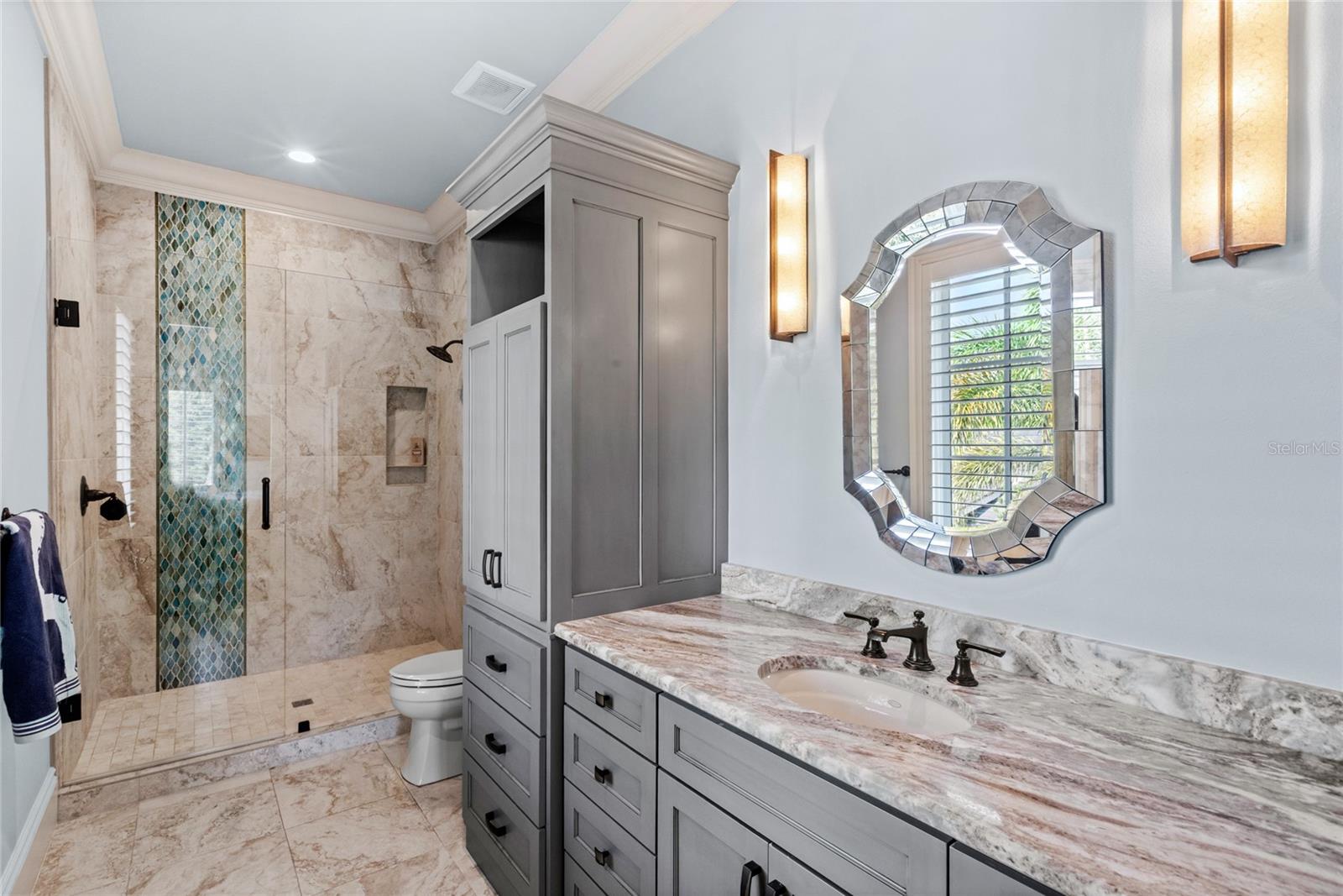 O6344365 Property Photo