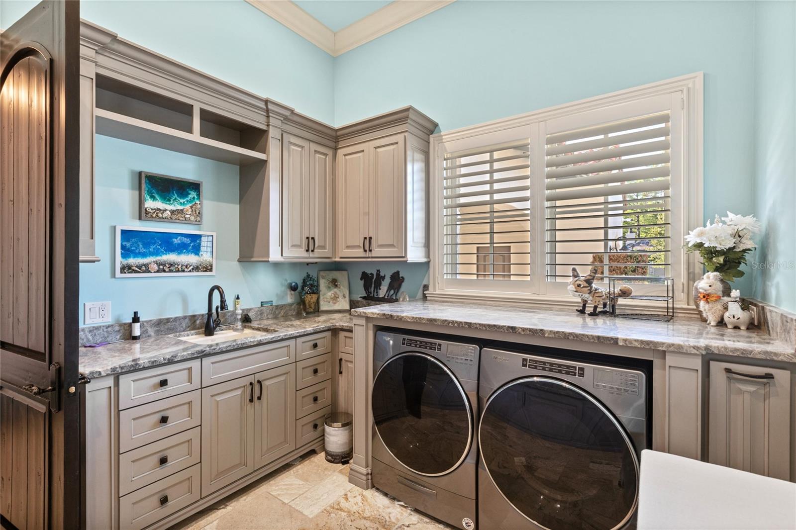 O6344365 Property Photo