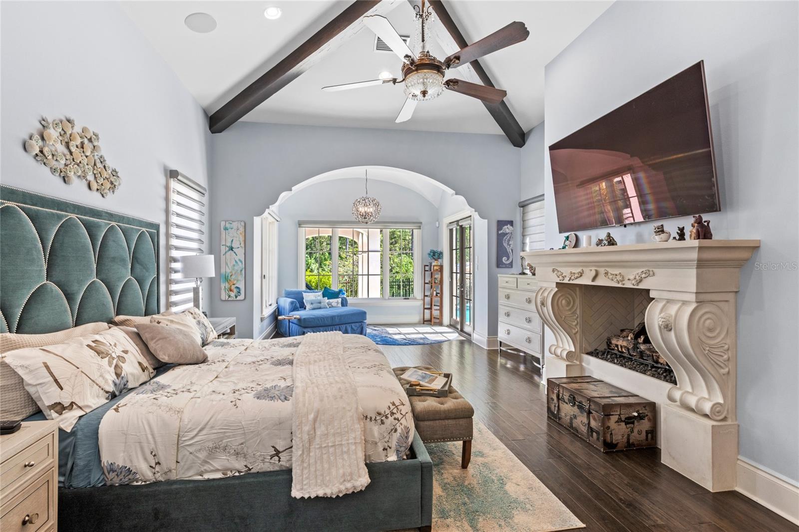 O6344365 Property Photo