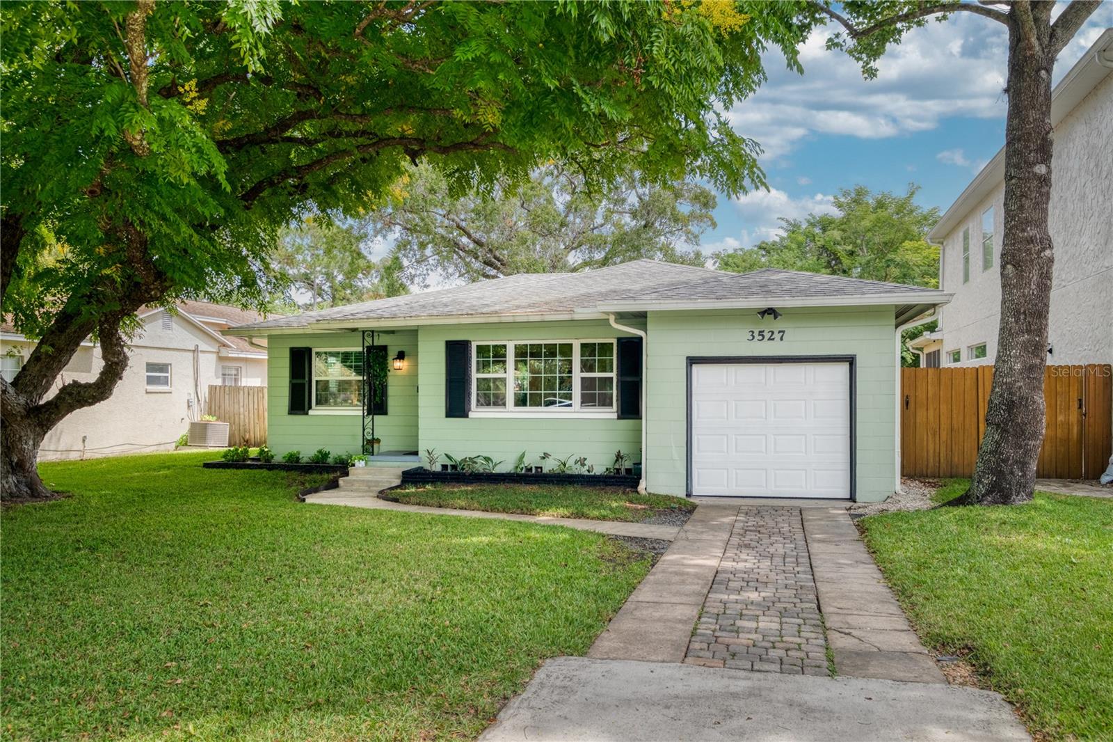 3527 EAGLE DR, ORLANDO, FL, 32804