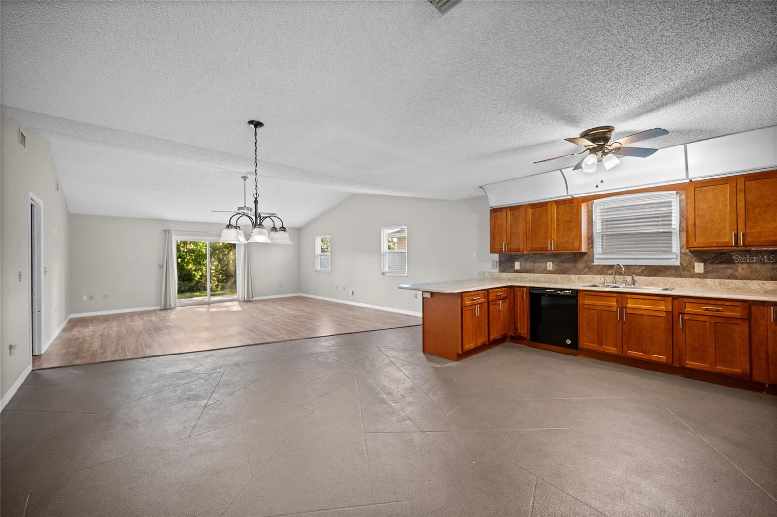 152 FENIMORE LN #B, PALM COAST, FL, 32137