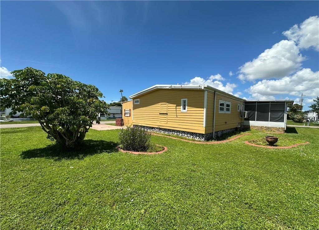 TB8427881 Property Photo