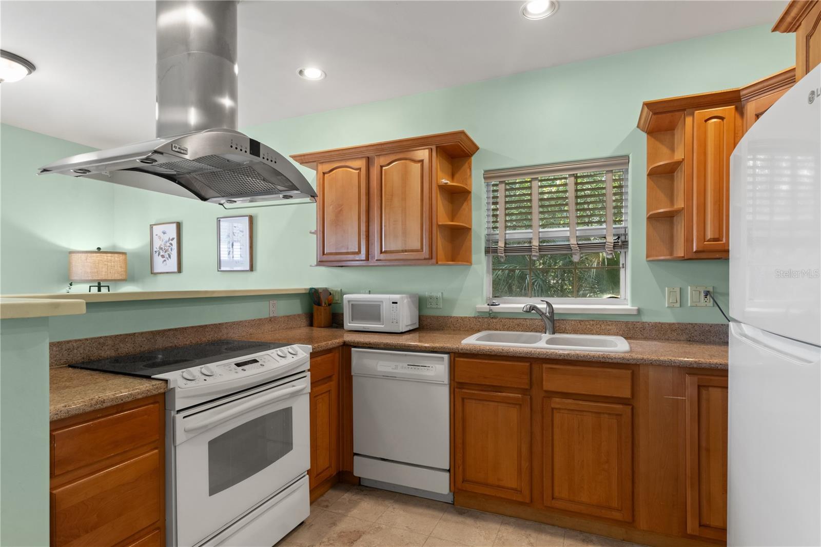 Left Unit - 1 Bedroom-1 Bathroom