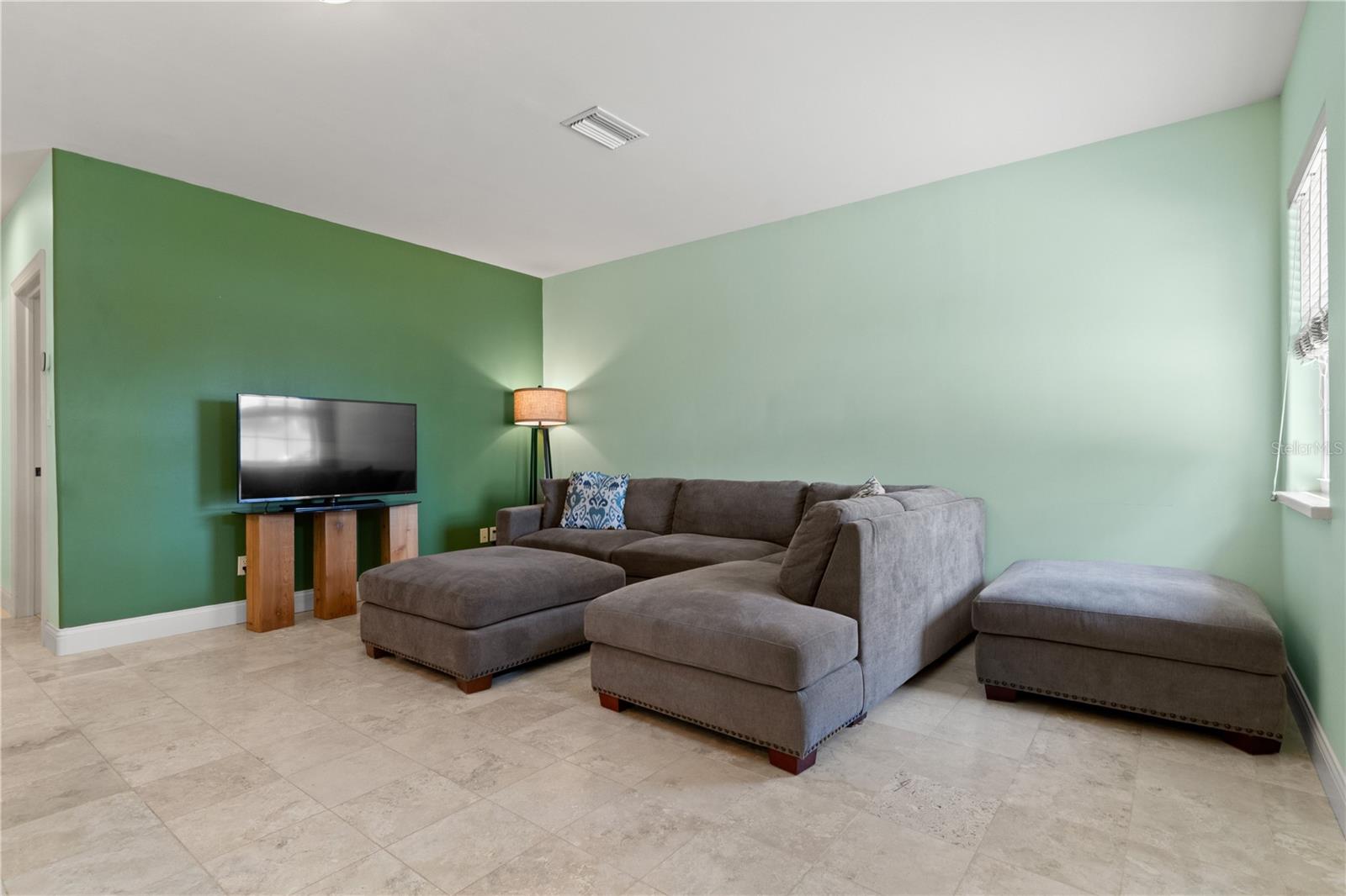 Left Unit - 1 Bedroom-1 Bathroom