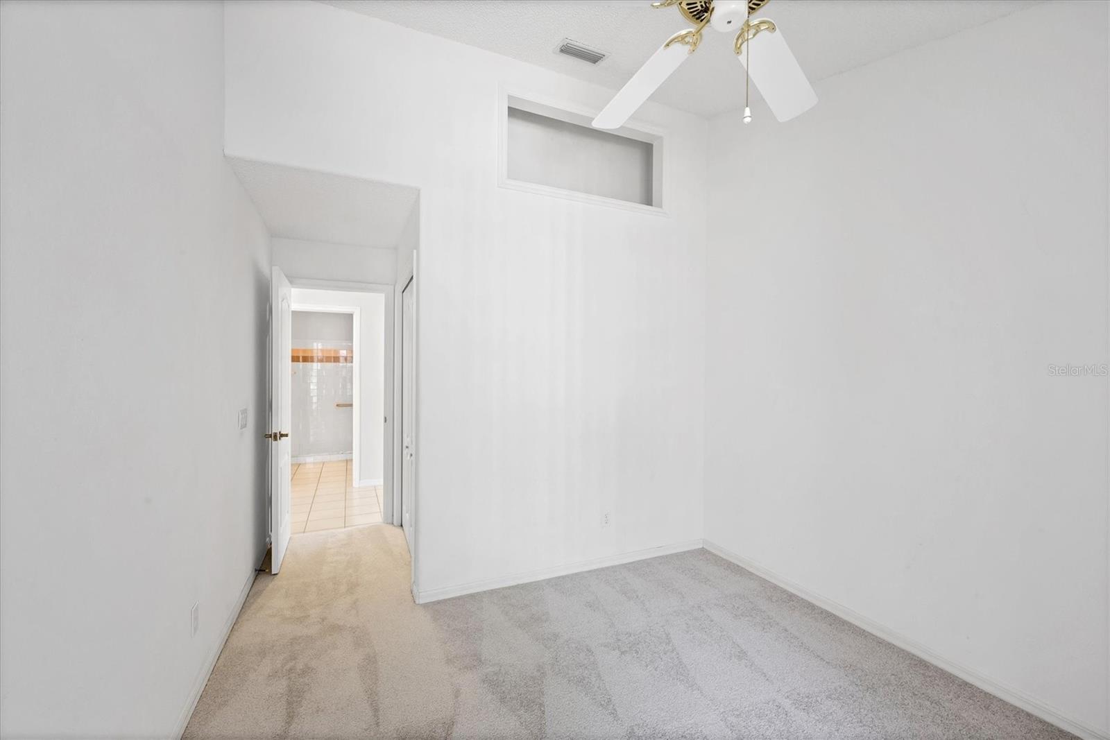 A4665158 Property Photo
