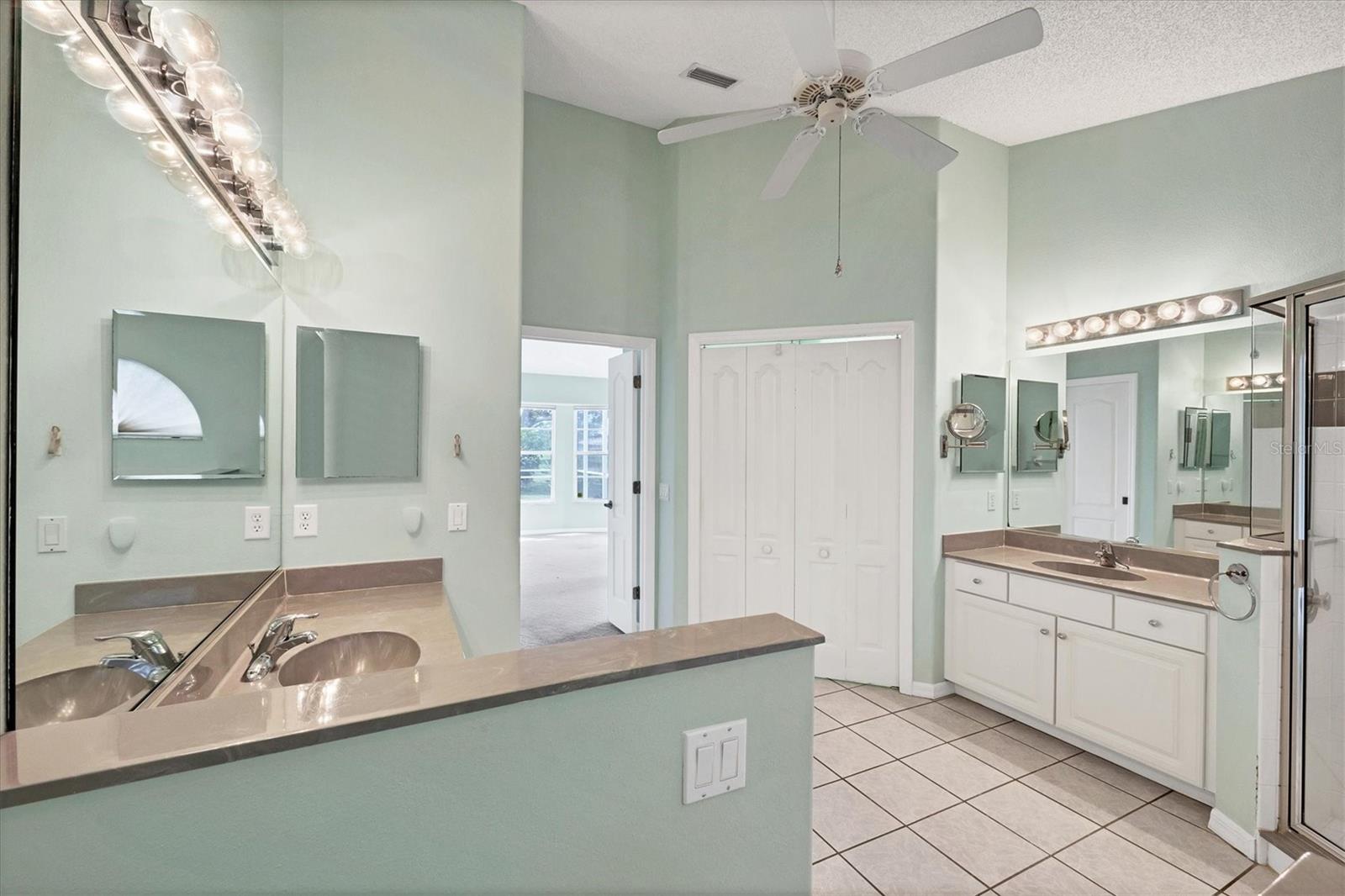 A4665158 Property Photo