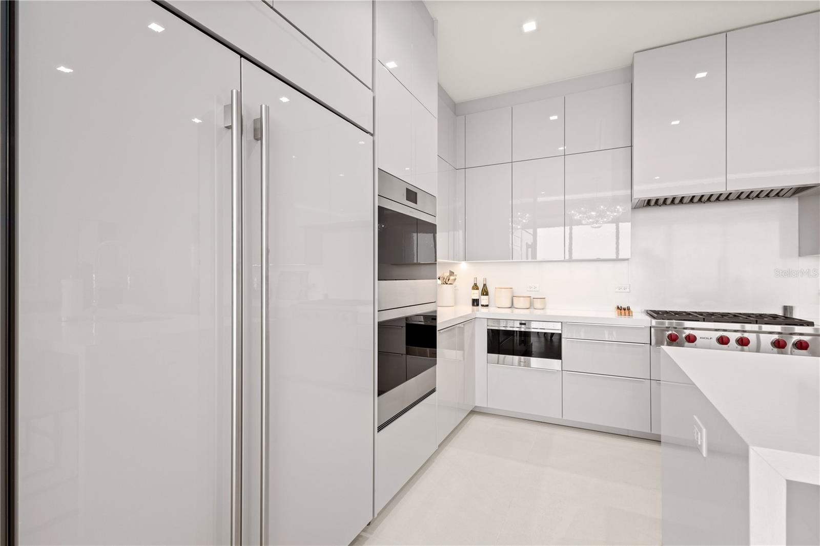 A4665165 Property Photo