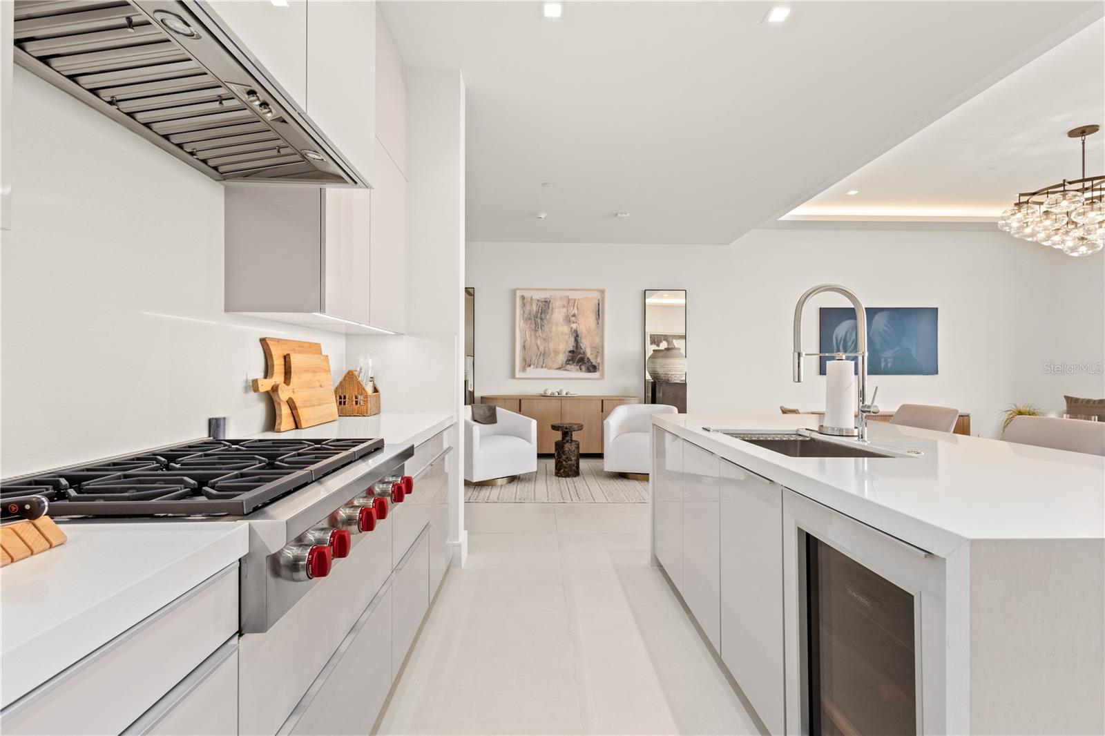 A4665165 Property Photo