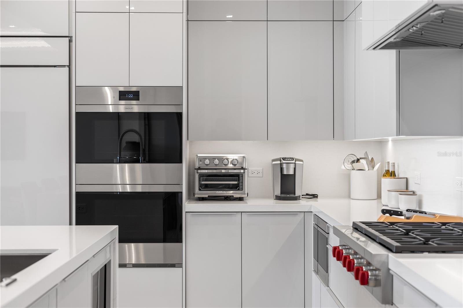 A4665165 Property Photo