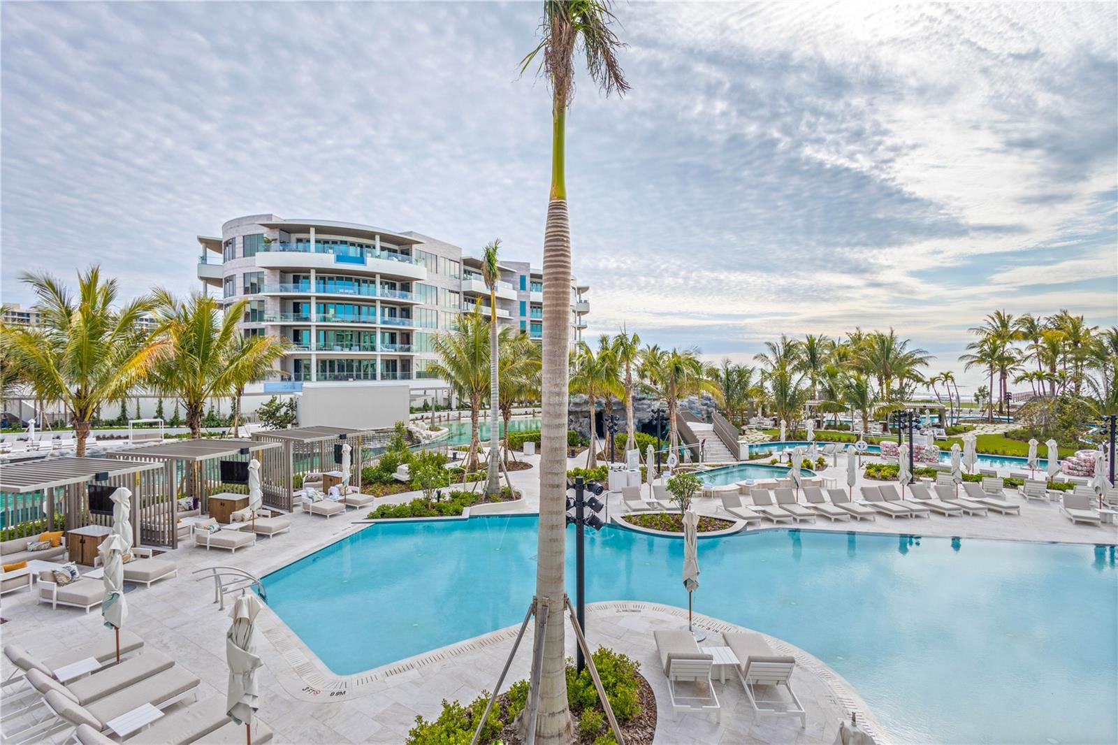 A4665165 Property Photo