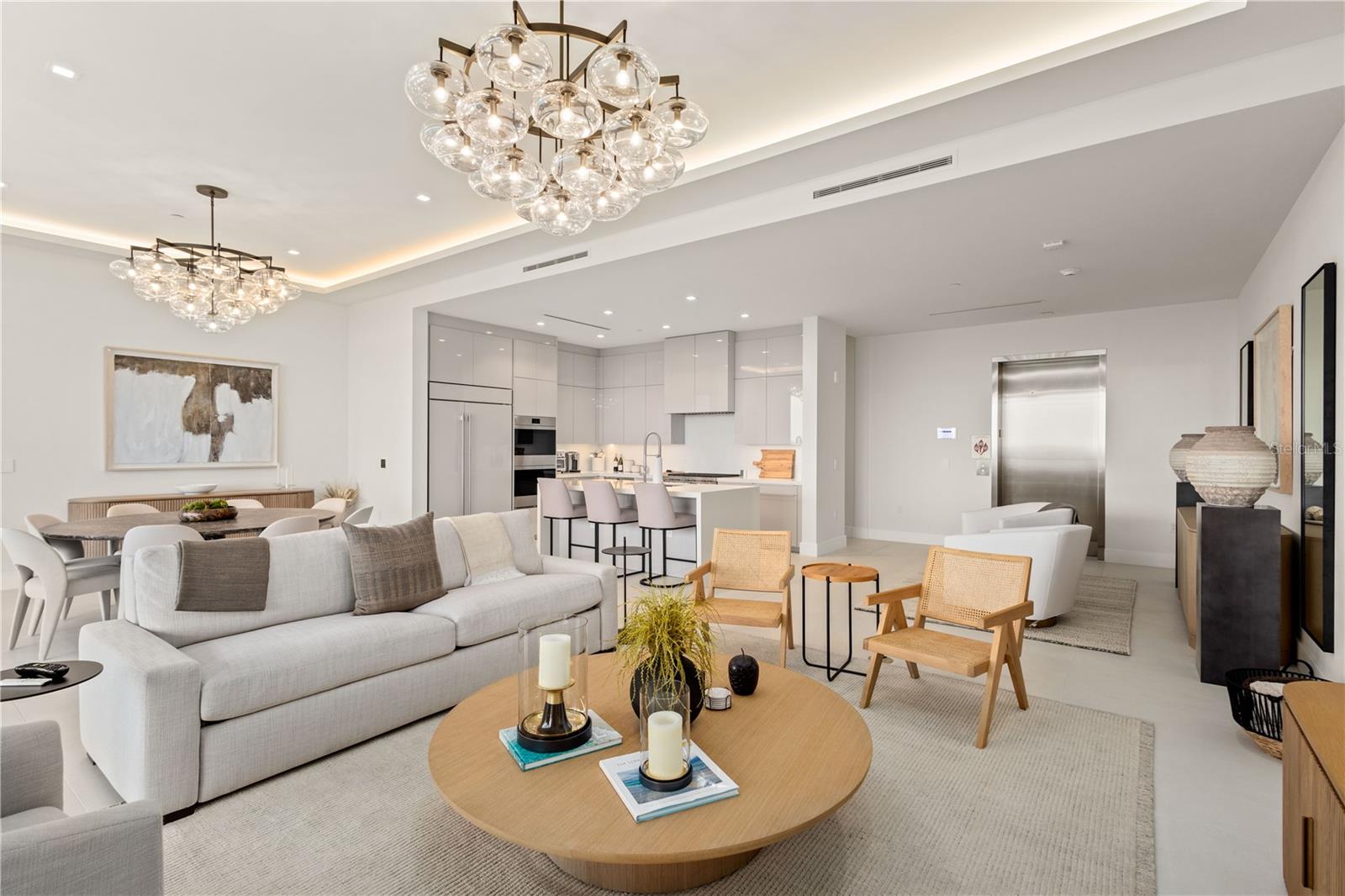 A4665165 Property Photo