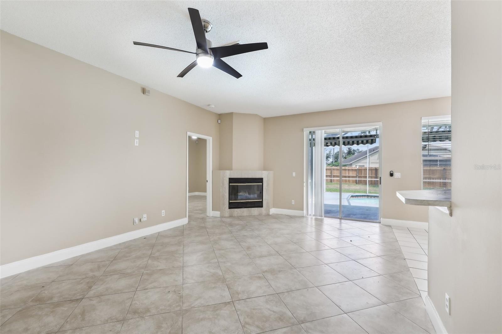 18101 MISTY BLUE LN, TAMPA, FL, 33647