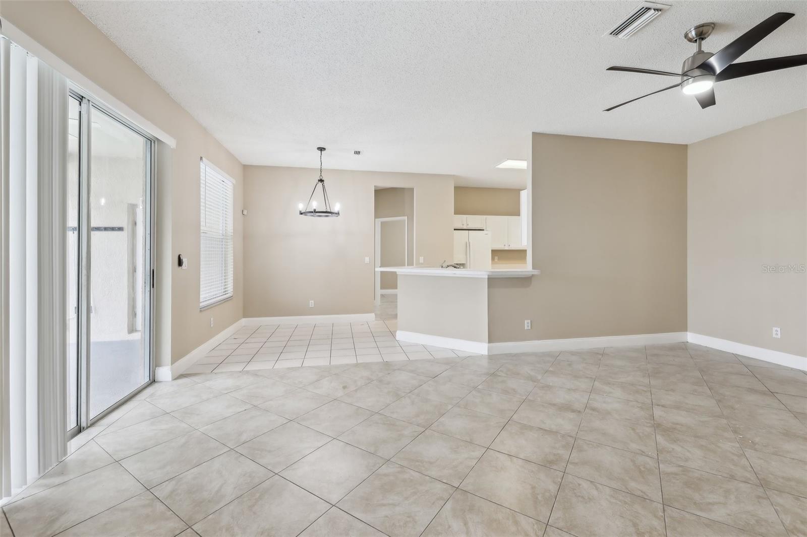 18101 MISTY BLUE LN, TAMPA, FL, 33647