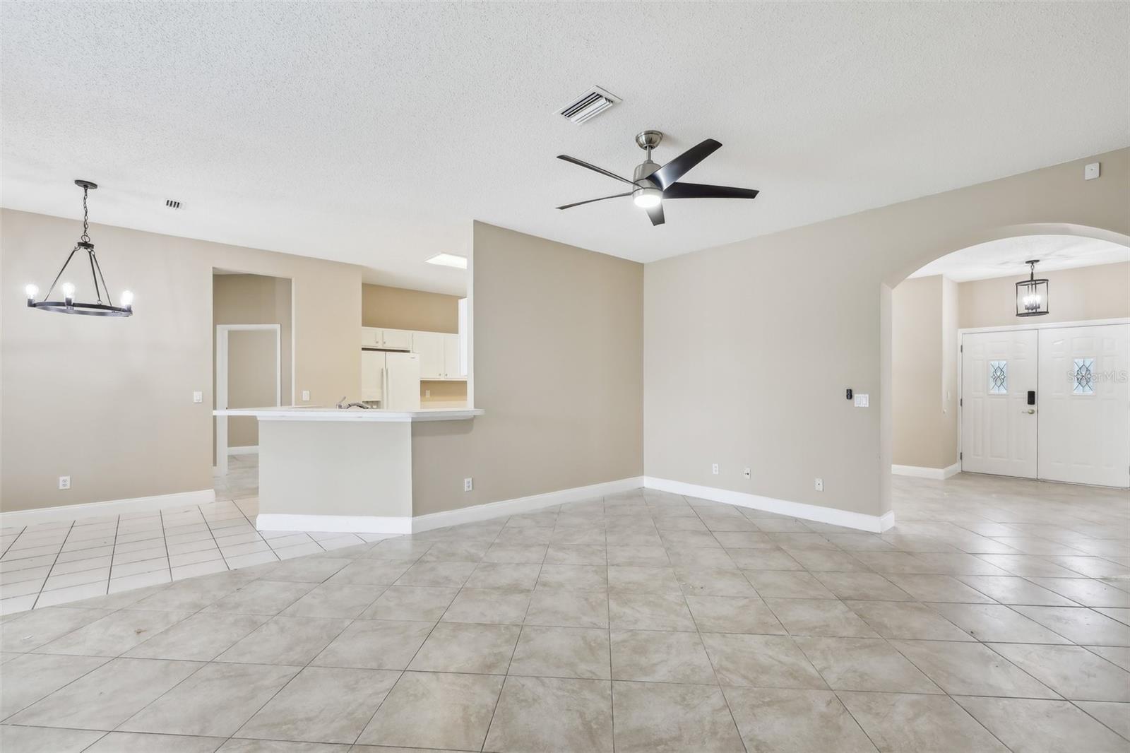 18101 MISTY BLUE LN, TAMPA, FL, 33647