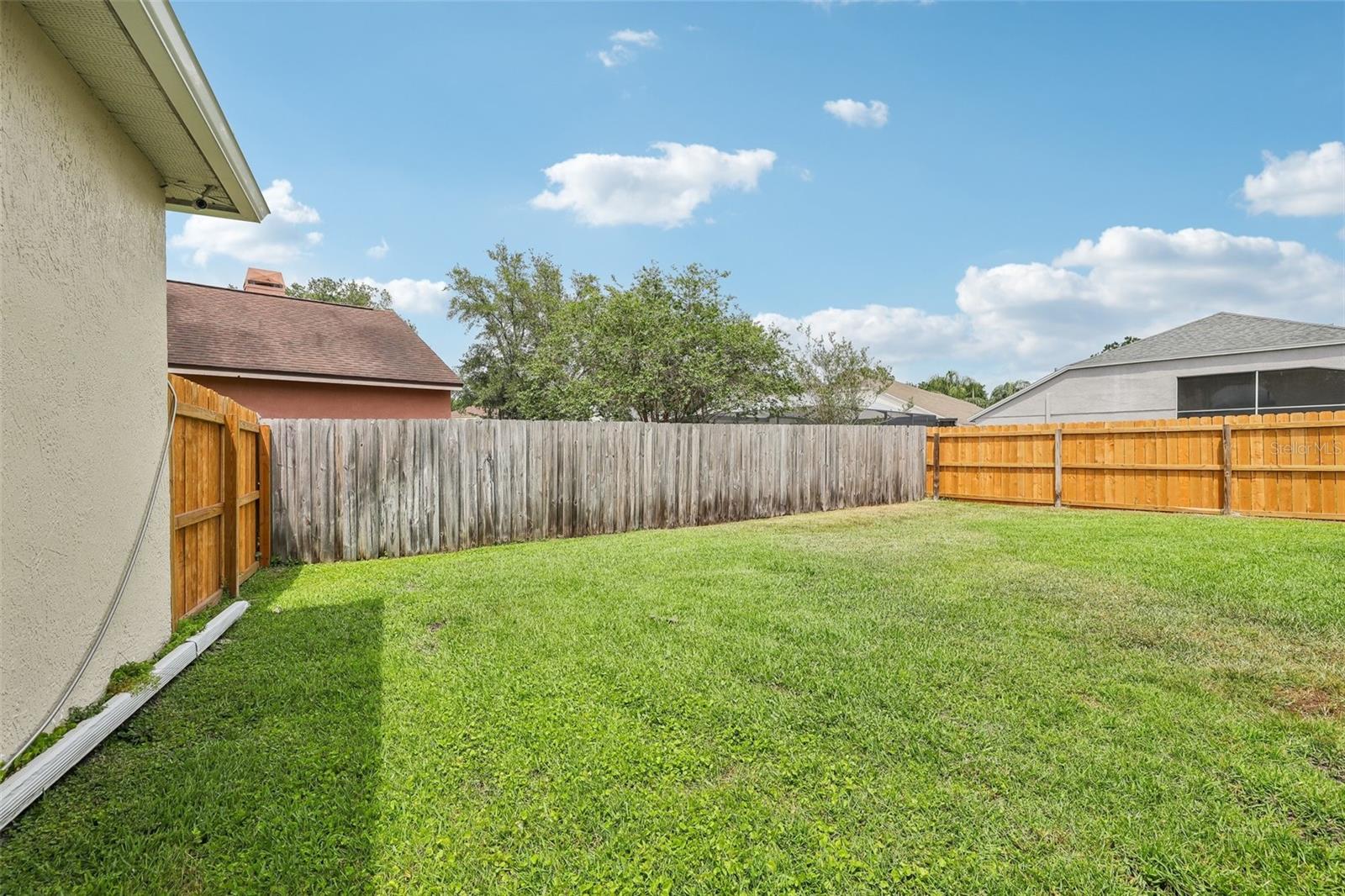 18101 MISTY BLUE LN, TAMPA, FL, 33647