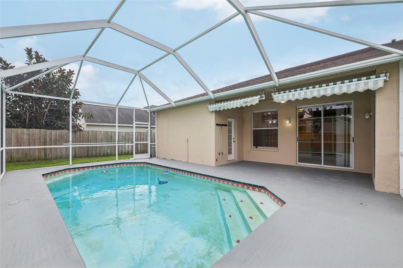 18101 MISTY BLUE LN, TAMPA, FL, 33647