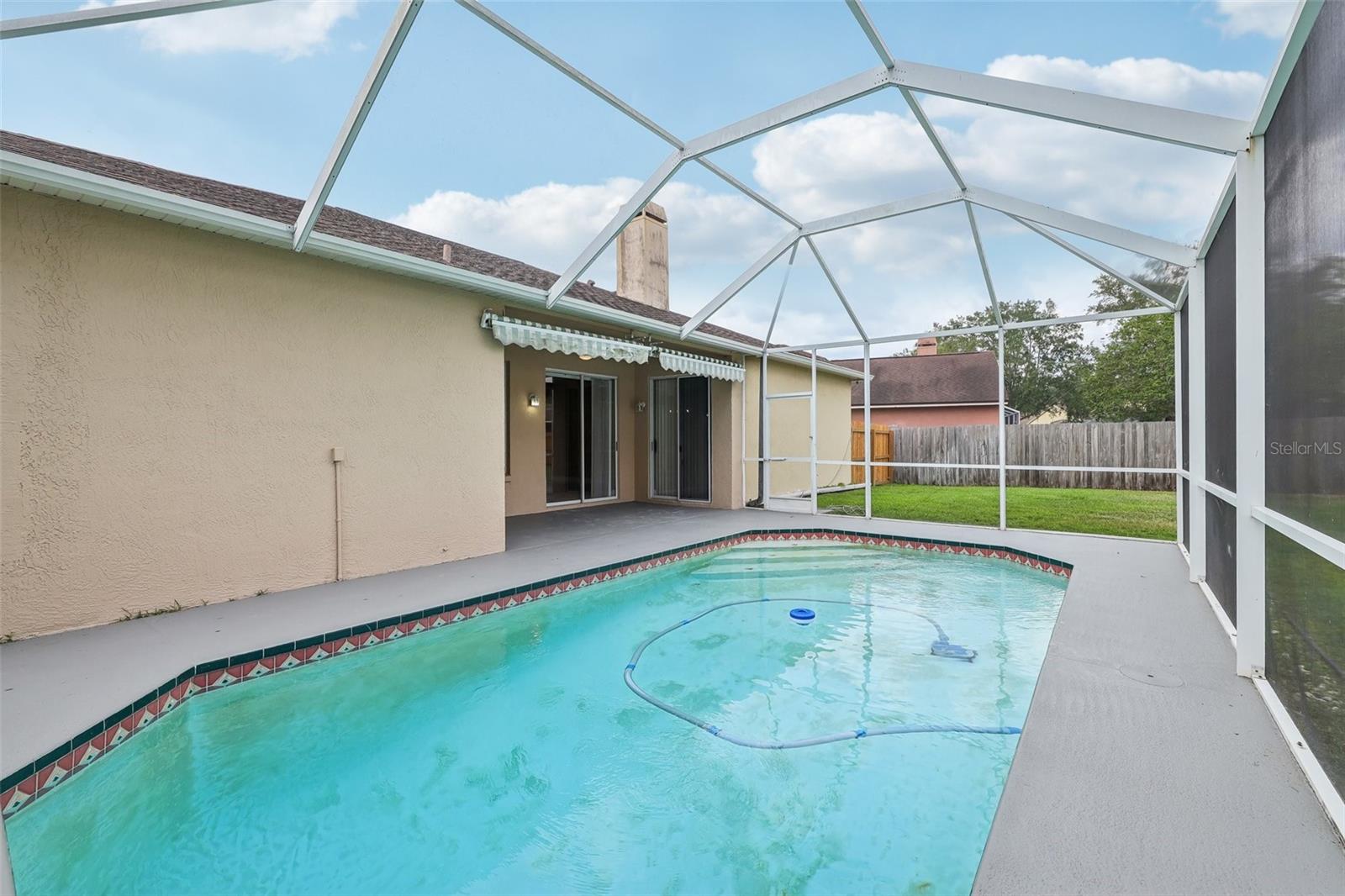 18101 MISTY BLUE LN, TAMPA, FL, 33647