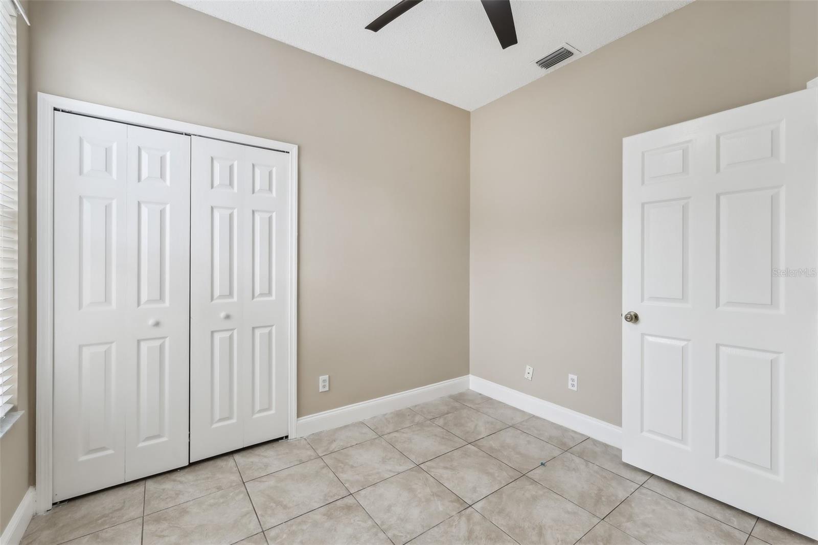 18101 MISTY BLUE LN, TAMPA, FL, 33647