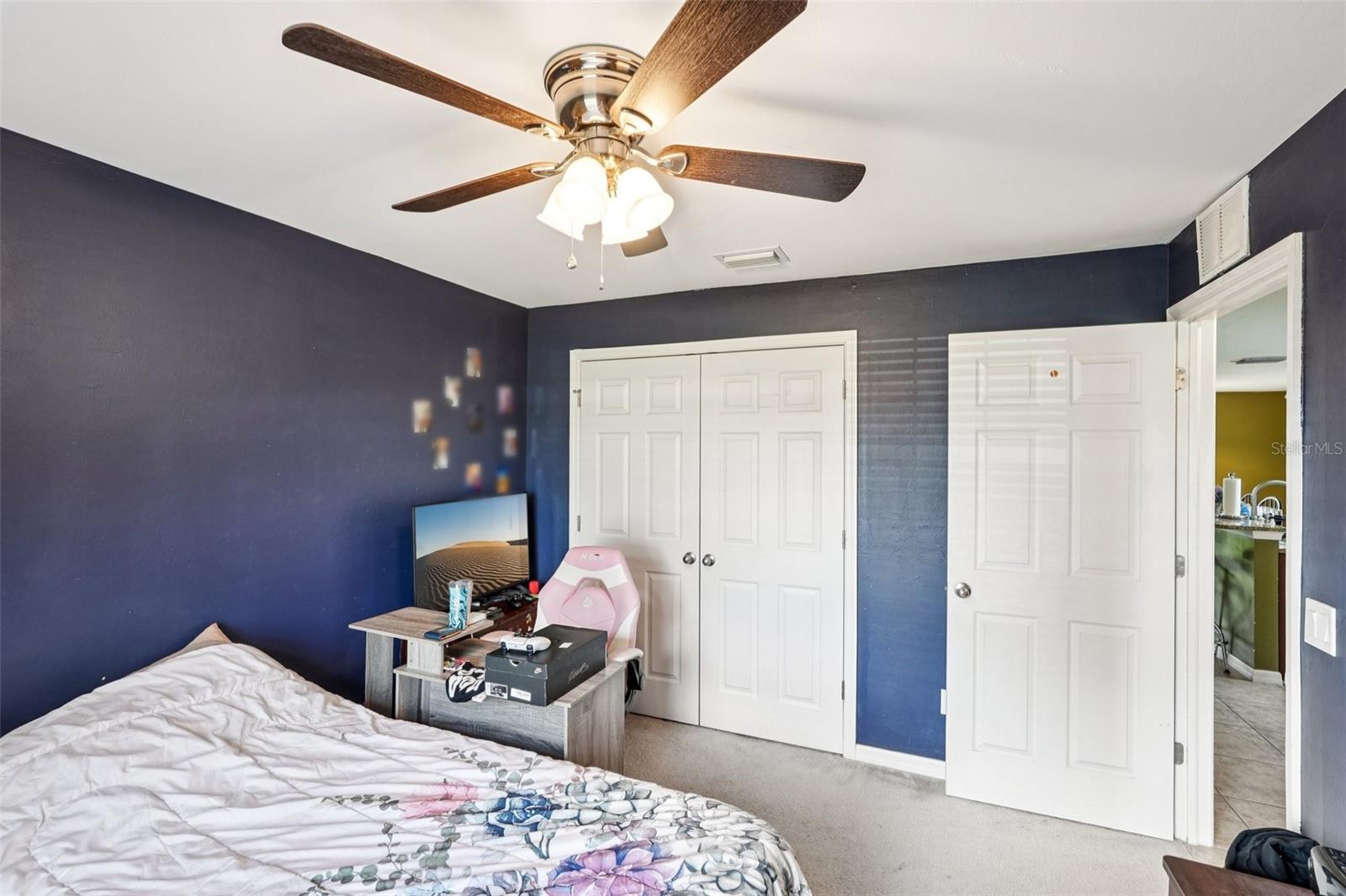 230 NE 9TH AVE AVE, CAPE CORAL, FL, 33909