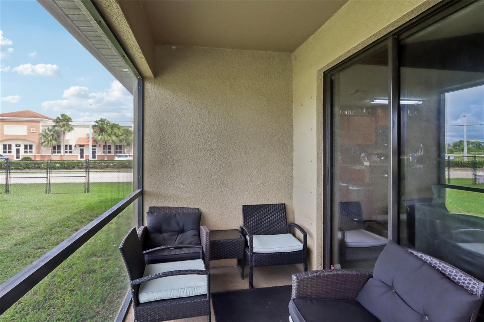 230 NE 9TH AVE AVE, CAPE CORAL, FL, 33909