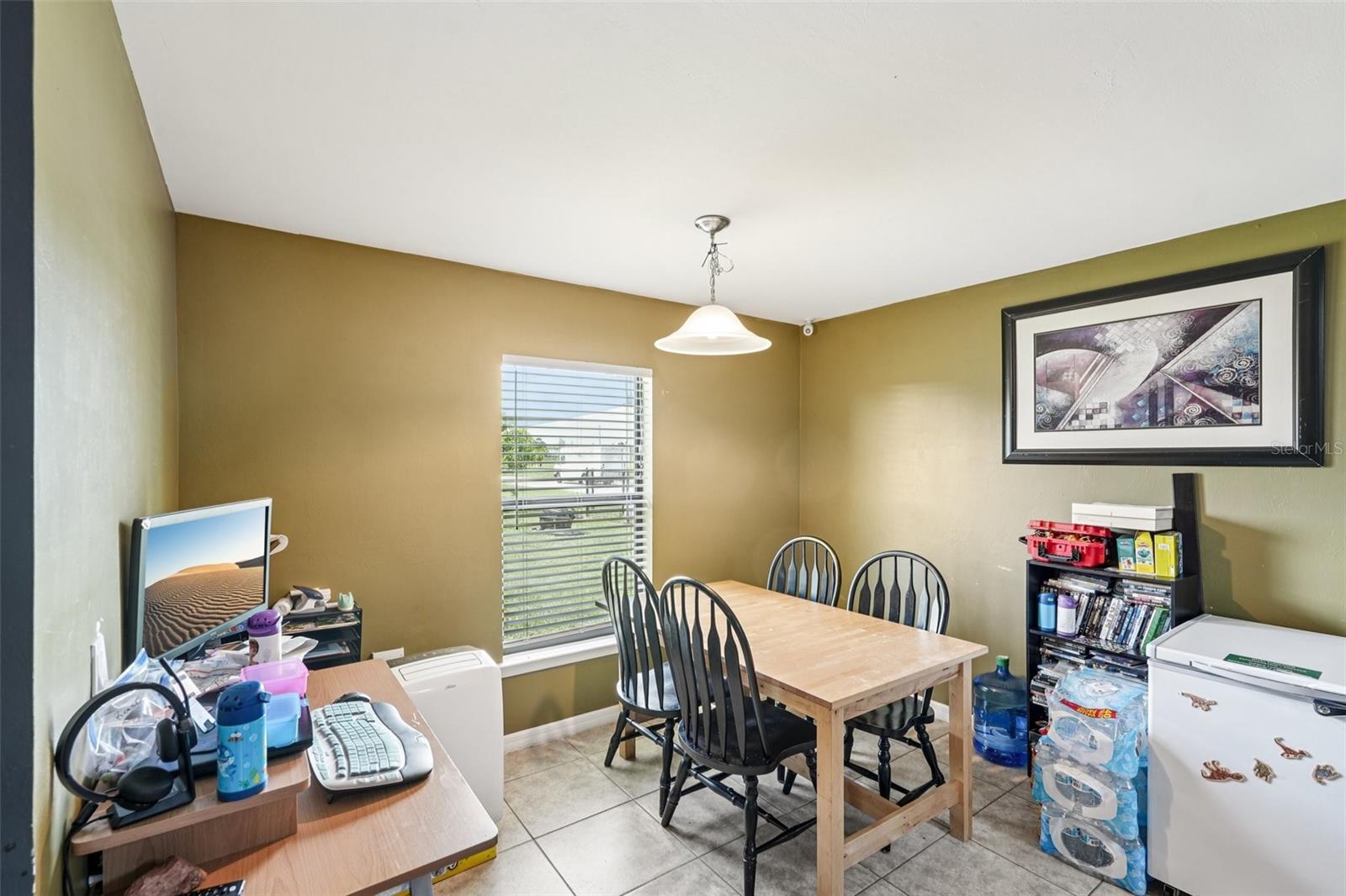 230 NE 9TH AVE AVE, CAPE CORAL, FL, 33909