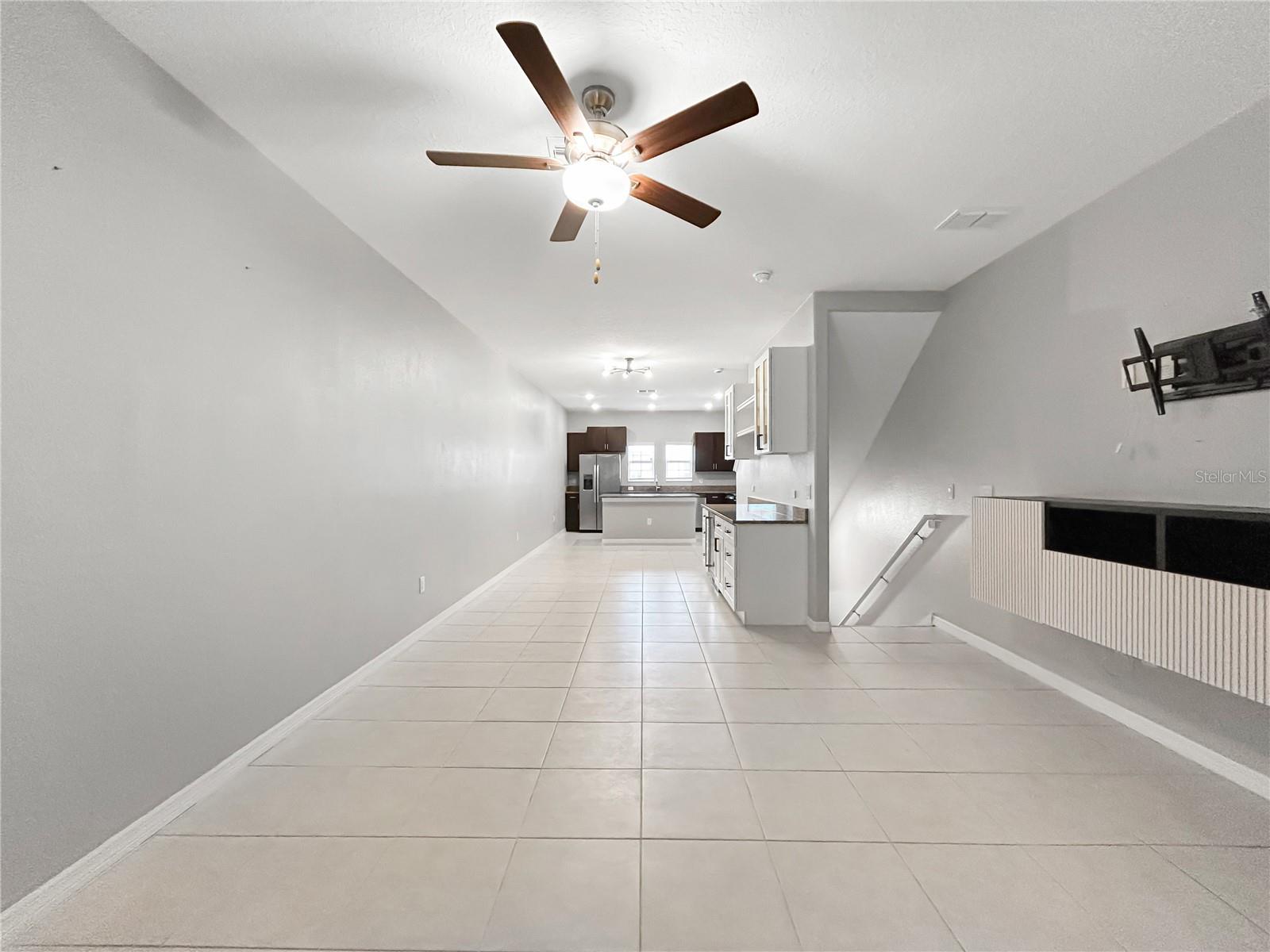 854 TENNYSON MILL CIR, TAMPA, FL, 33619