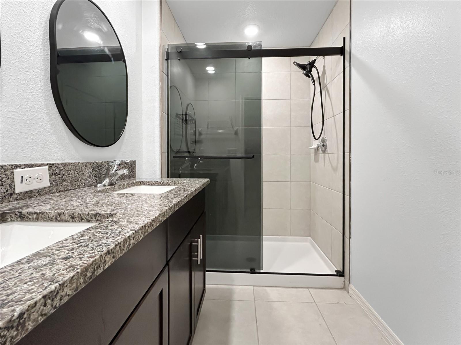 854 TENNYSON MILL CIR, TAMPA, FL, 33619