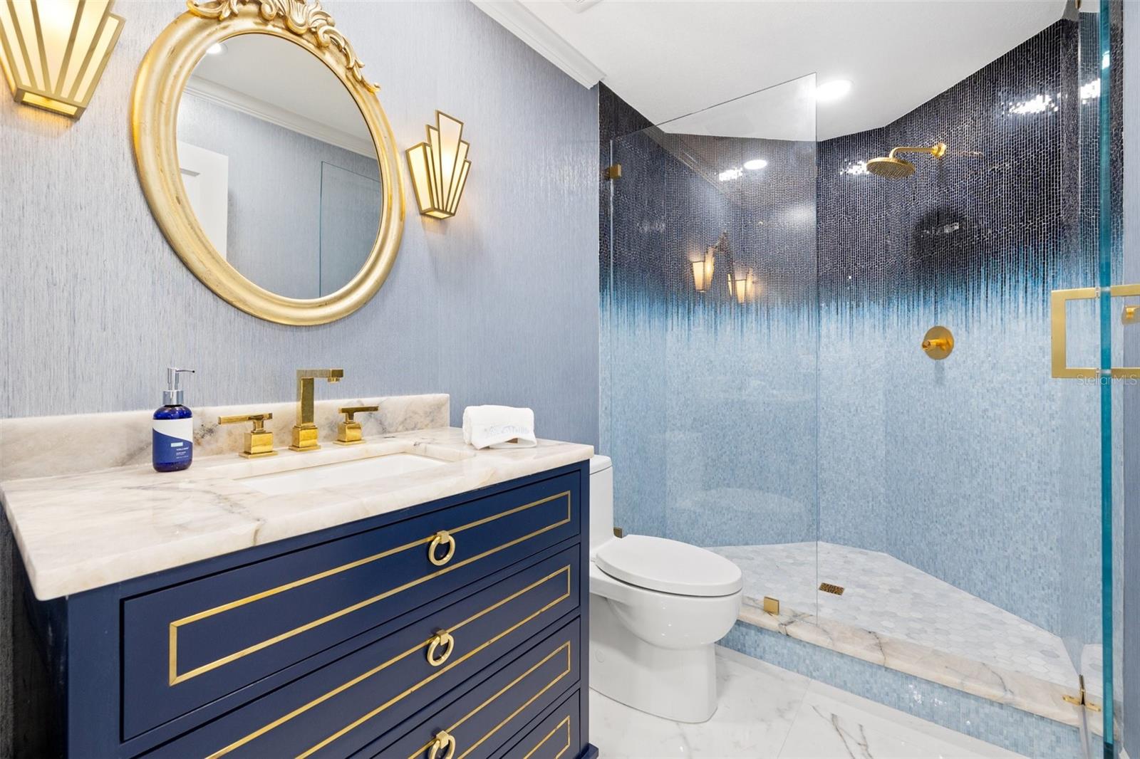 TB8428010 Property Photo