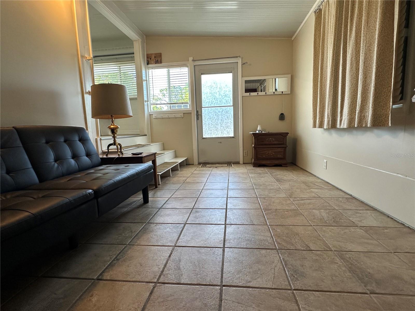 C7514884 Property Photo