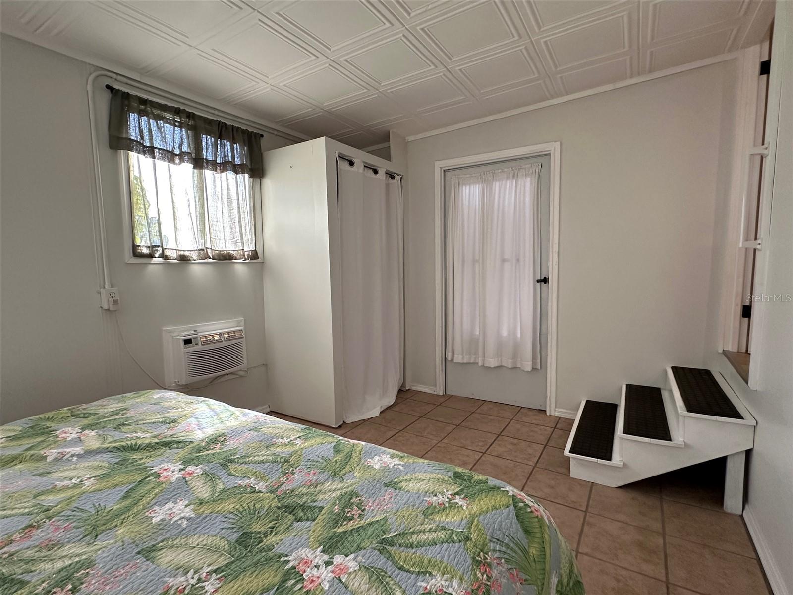 C7514884 Property Photo