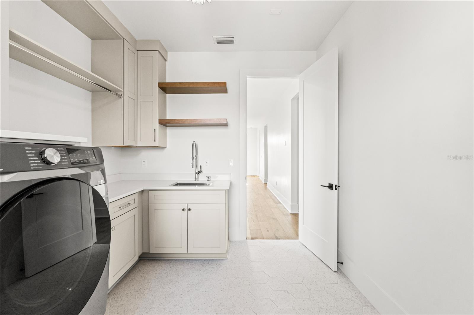 531 DANUBE AVE, TAMPA, FL, 33606