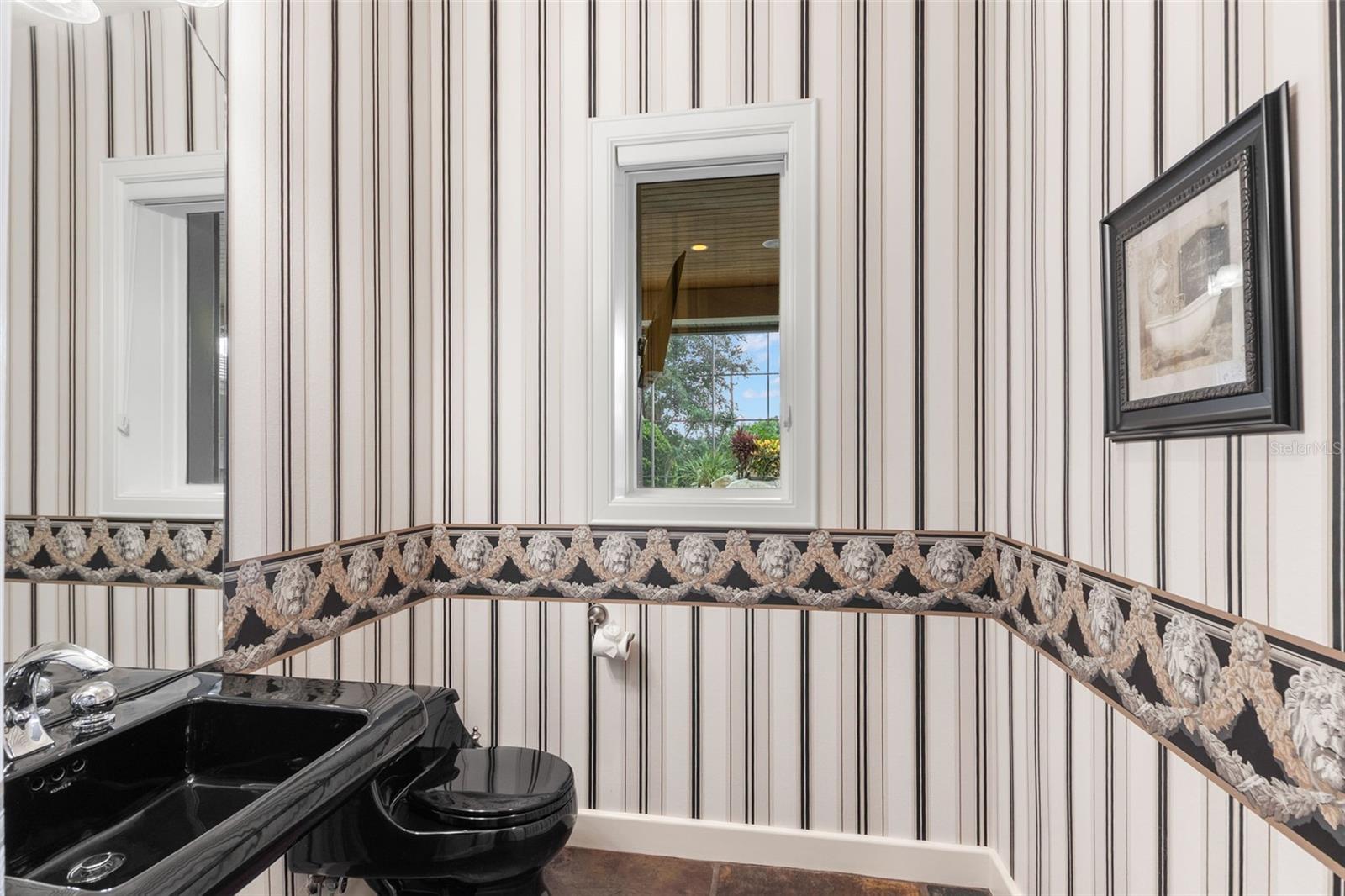 TB8428028 Property Photo