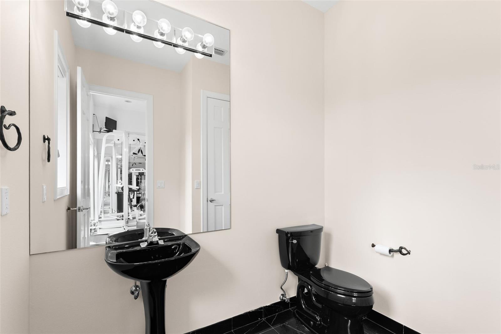 TB8428028 Property Photo