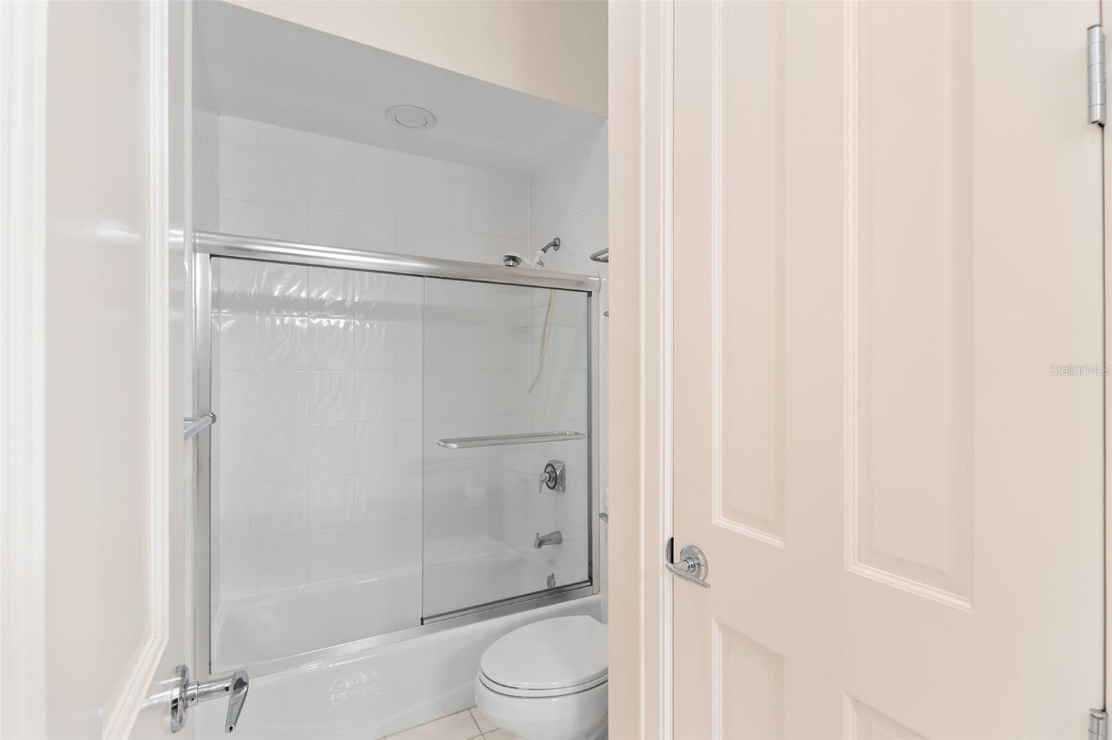 TB8428028 Property Photo