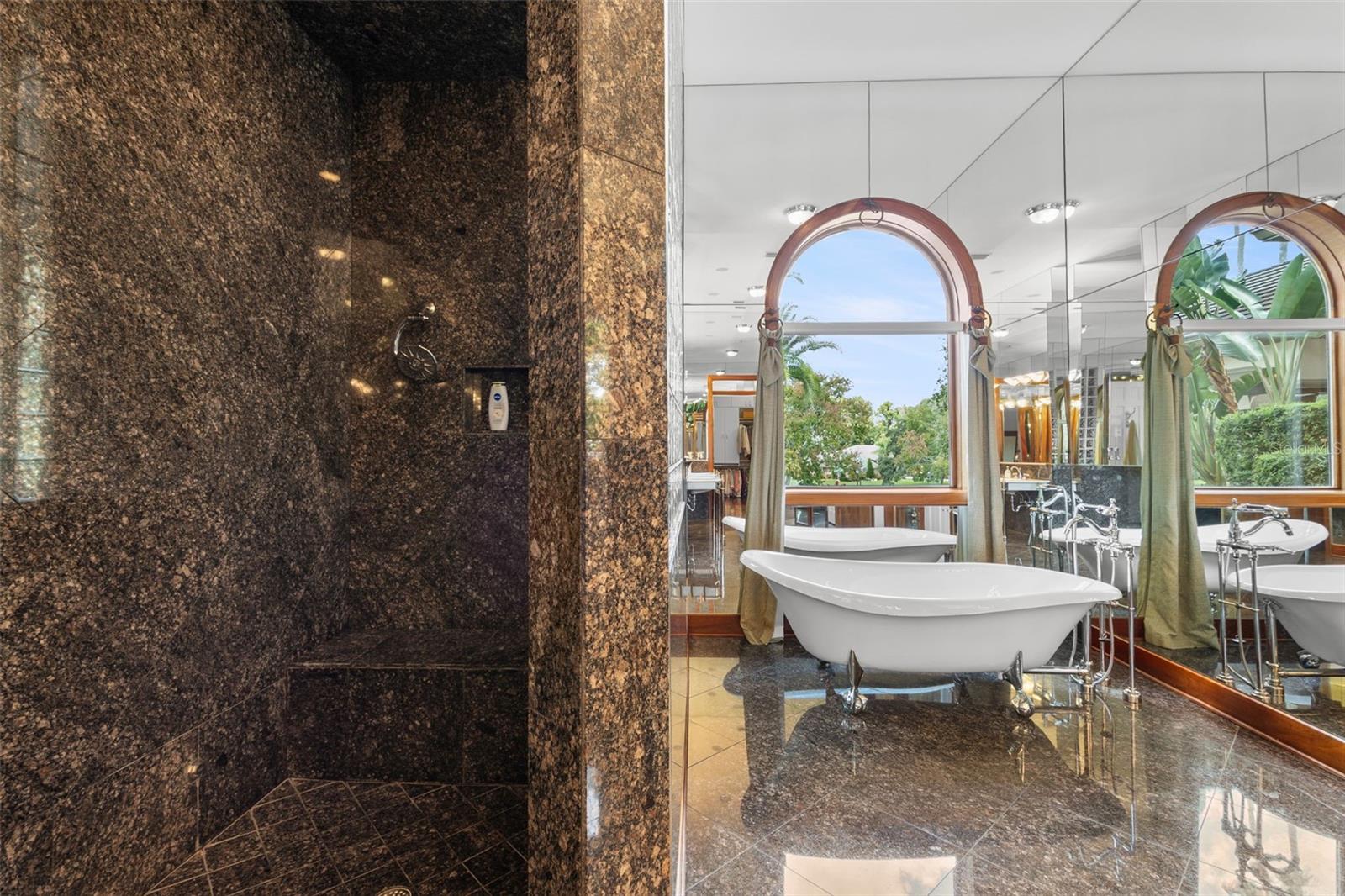 TB8428028 Property Photo