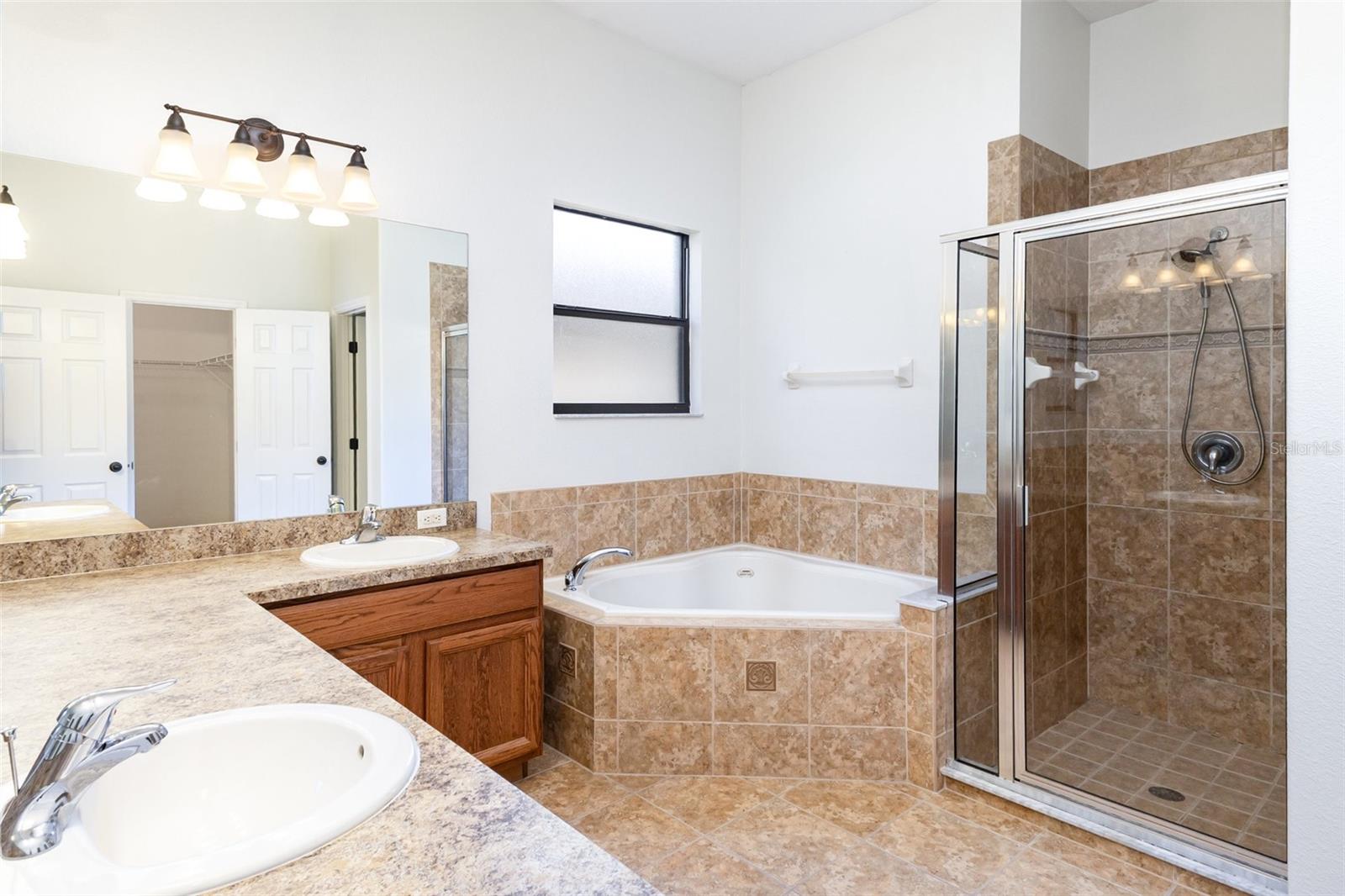 937 BRIDGEFORD CROSSING BLVD, DAVENPORT, FL, 33837