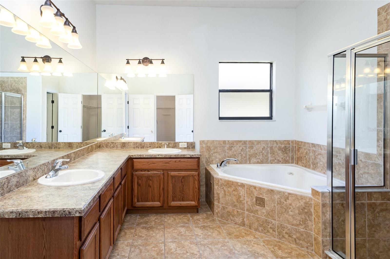 937 BRIDGEFORD CROSSING BLVD, DAVENPORT, FL, 33837