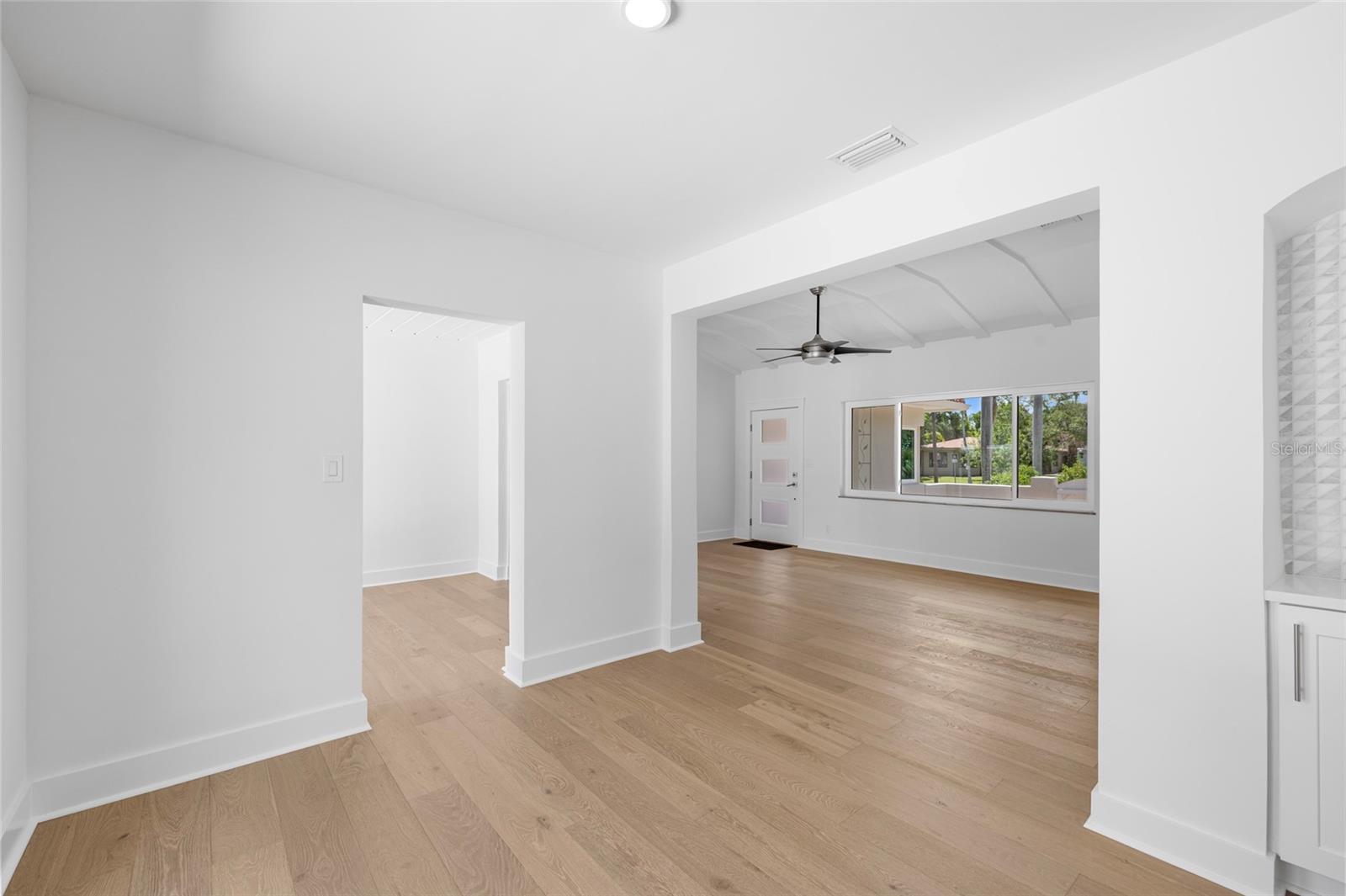 Main House - Dining Room