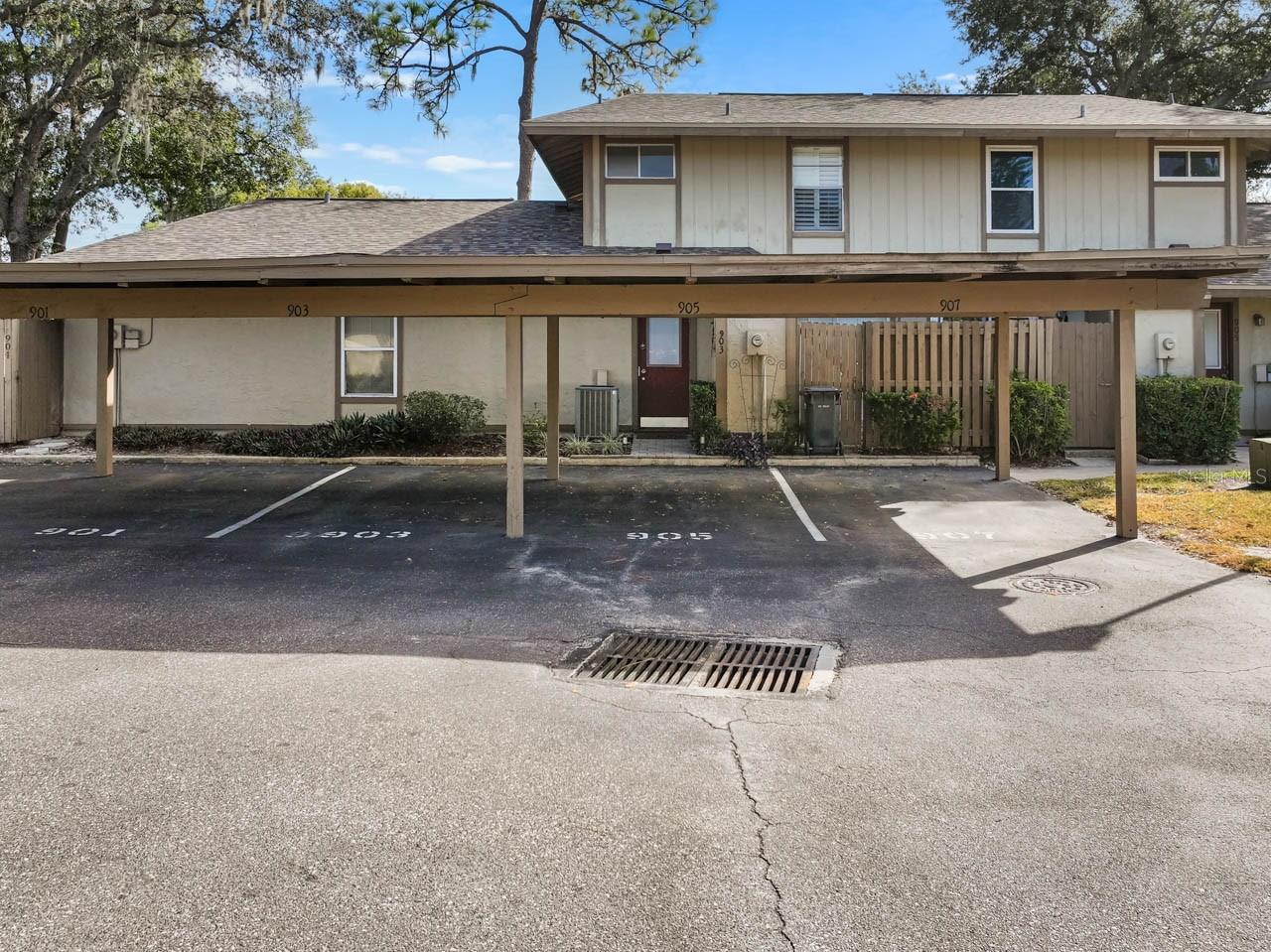 CARPORT
