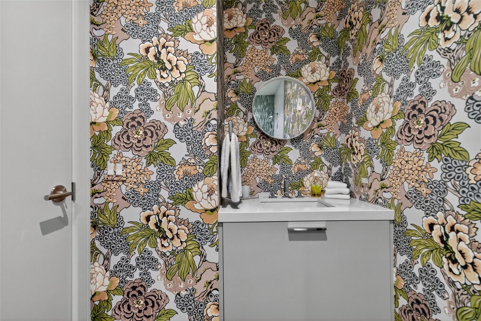 A4665247 Property Photo