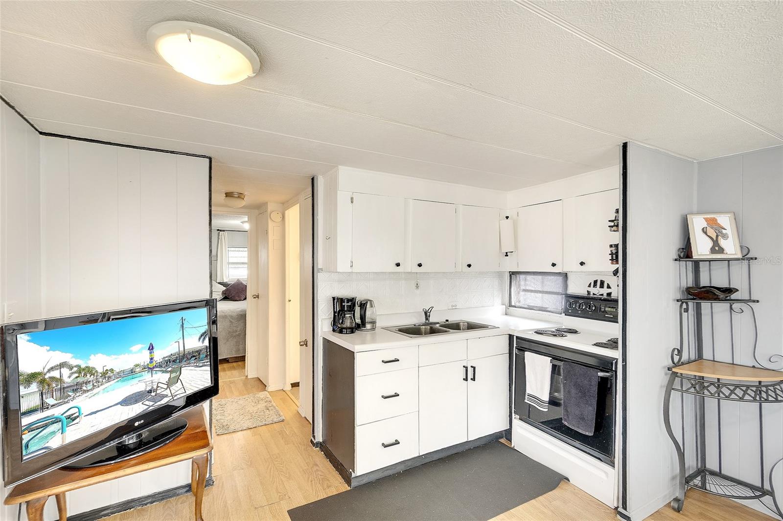 A4665251 Property Photo