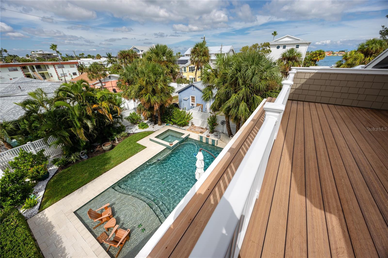 TB8428224 Property Photo