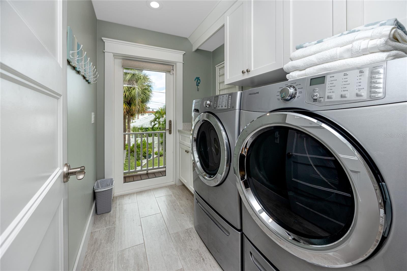 TB8428224 Property Photo