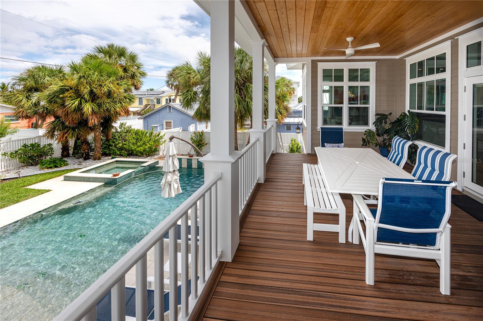 TB8428224 Property Photo