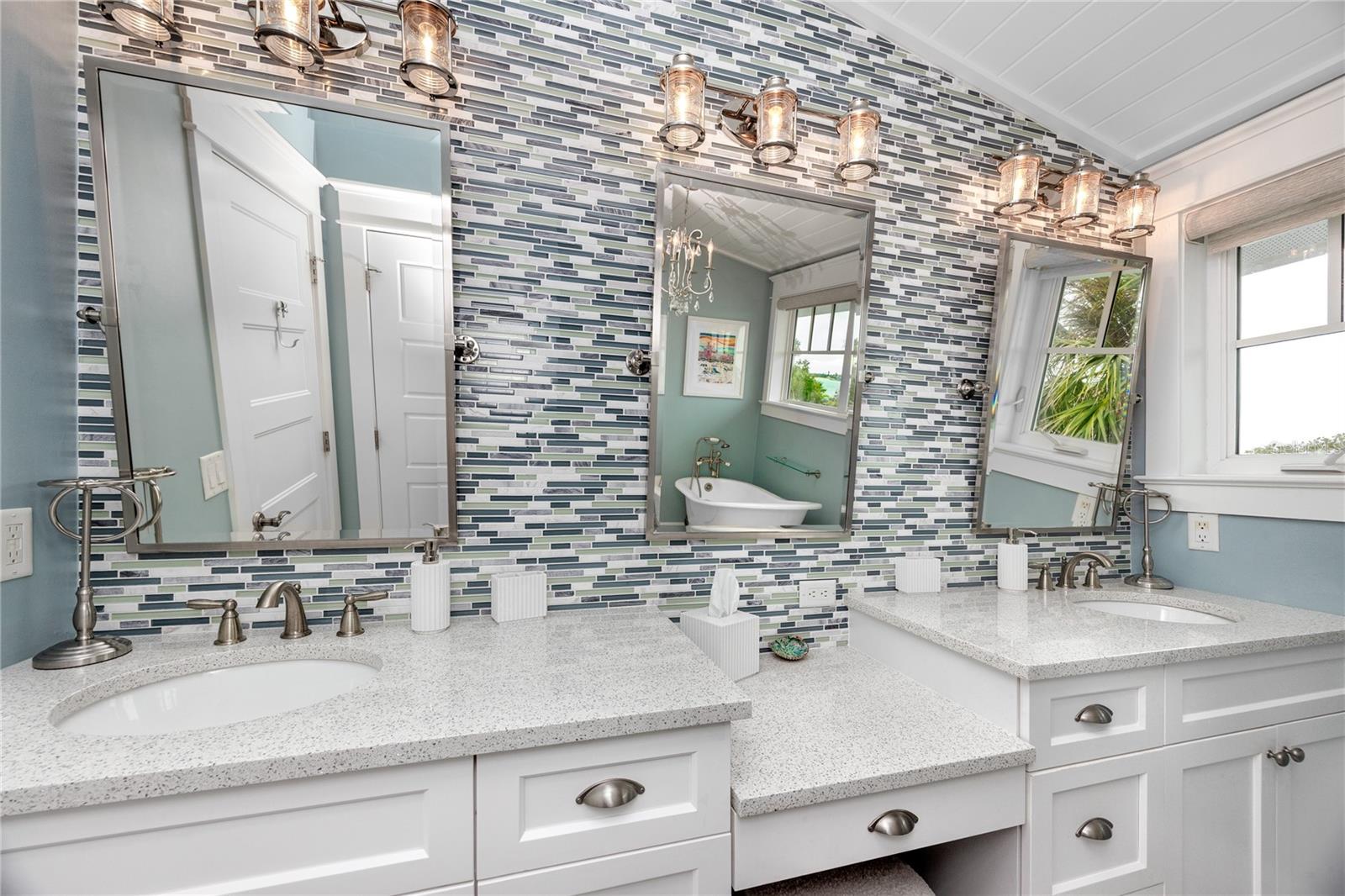 TB8428224 Property Photo