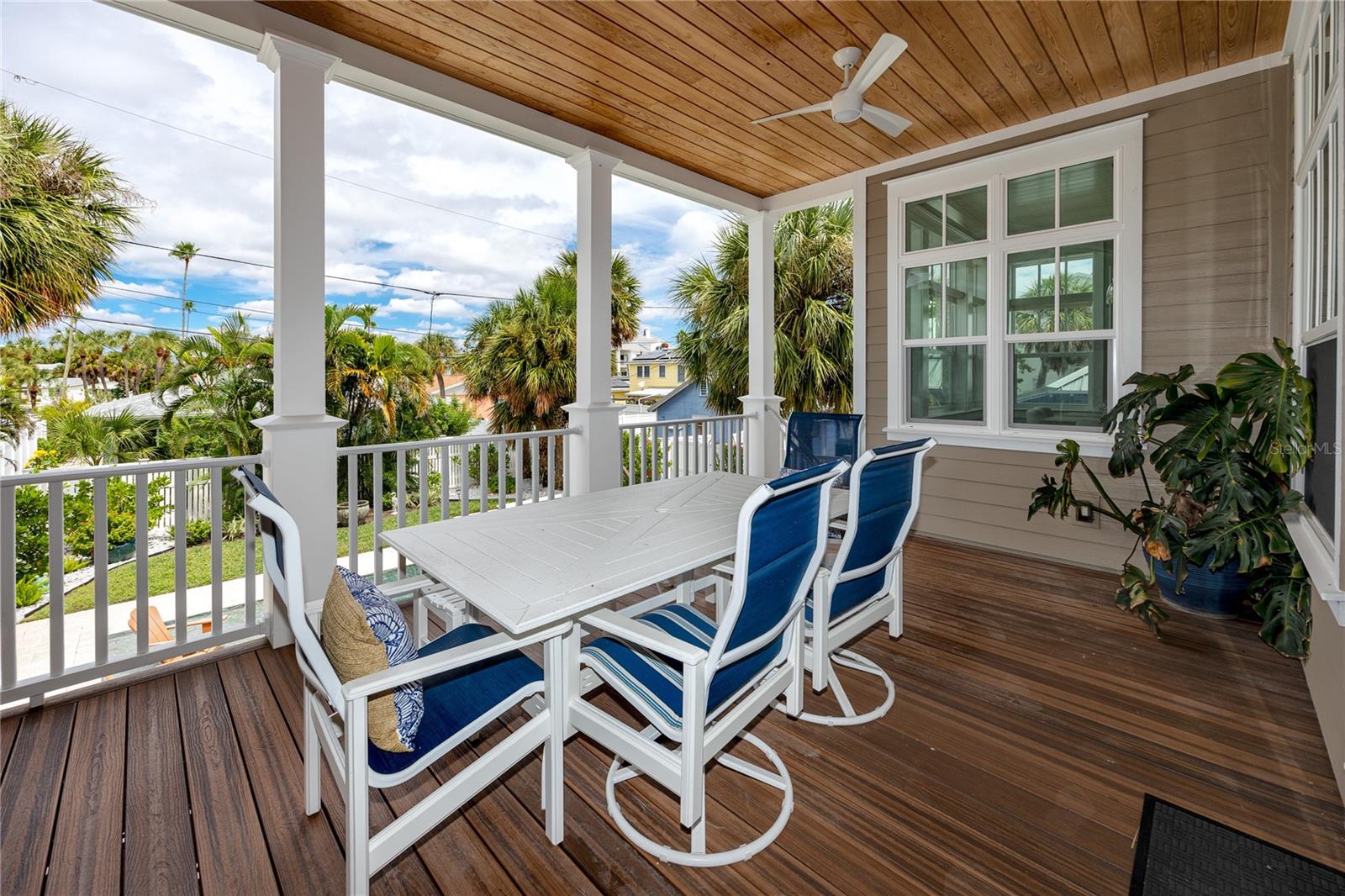 TB8428224 Property Photo